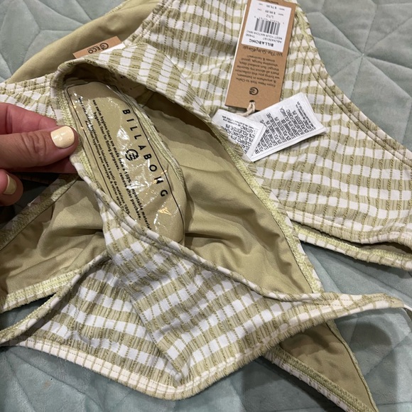 NWT Billabong meet your matcha THREE piece bikini - Picture 6 of 15
